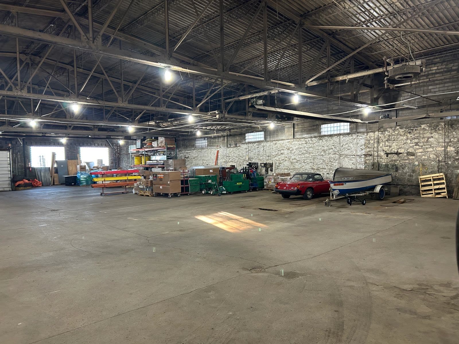 210 N Fairfax Ave — Price Reduced — photo 6 of 9, Sioux Falls, SD commercial real estate for sale