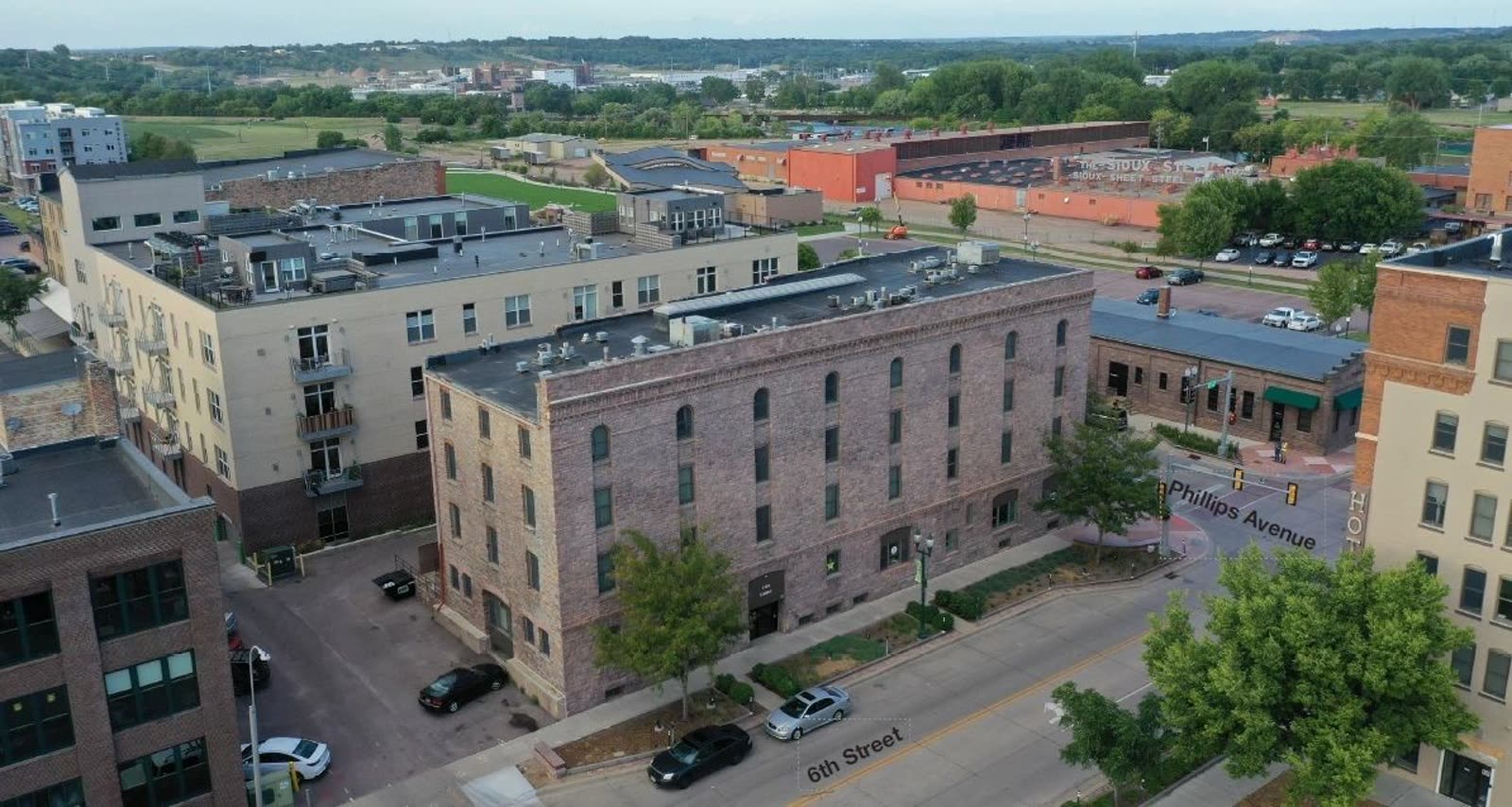 401 N Phillips Ave — Sioux Falls, SD commercial real estate for lease