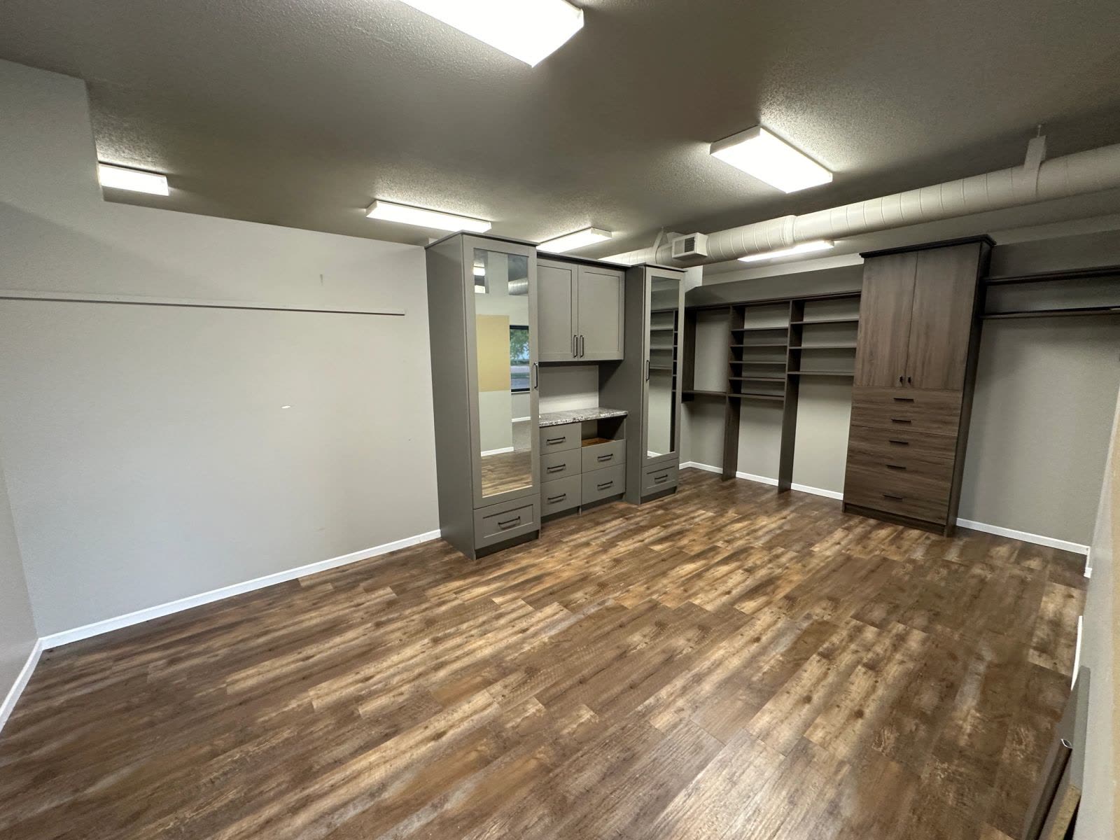 4214 W 38th Street interior and exterior photo