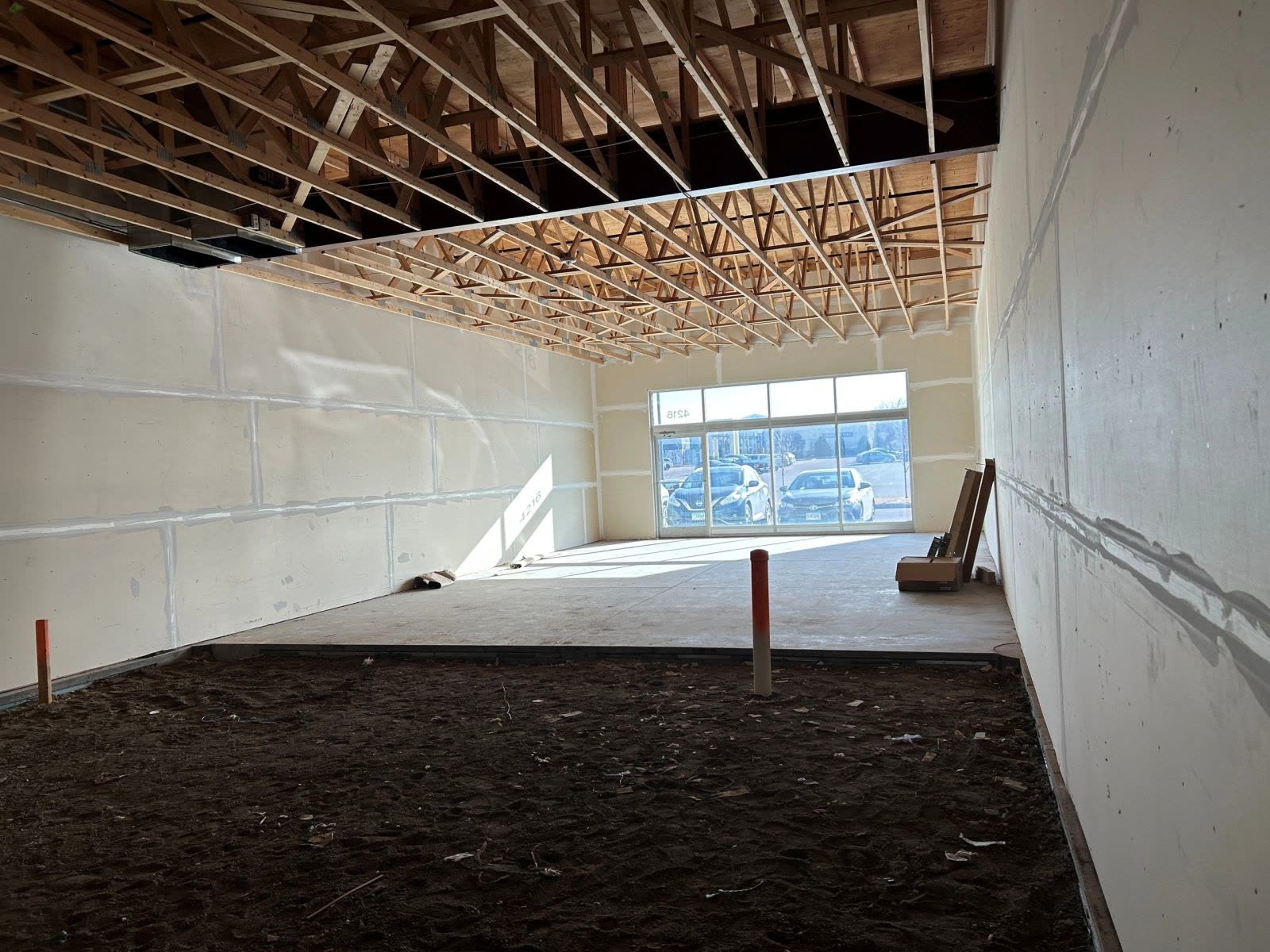 4216 W Empire Place — Shell Retail interior and exterior photo
