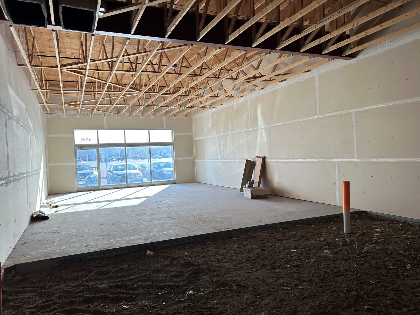 4216 W Empire Place — Shell Retail interior and exterior photo