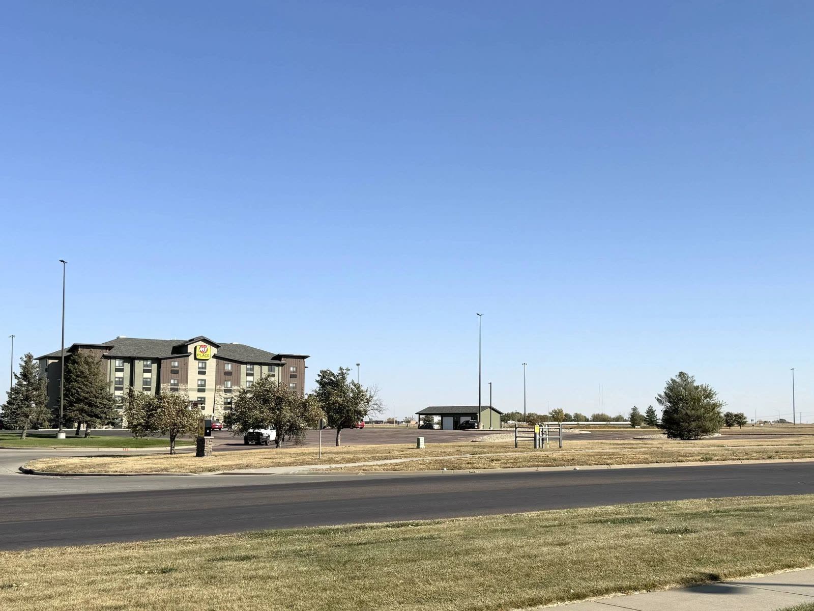 Additional photo of E Spruce St commercial property for sale in Mitchell, SD
