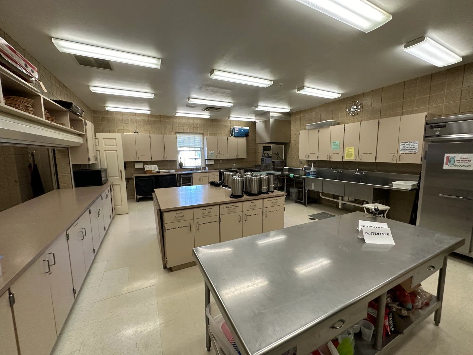 1401 S Covell Ave — 1st Baptist Church interior and exterior photo